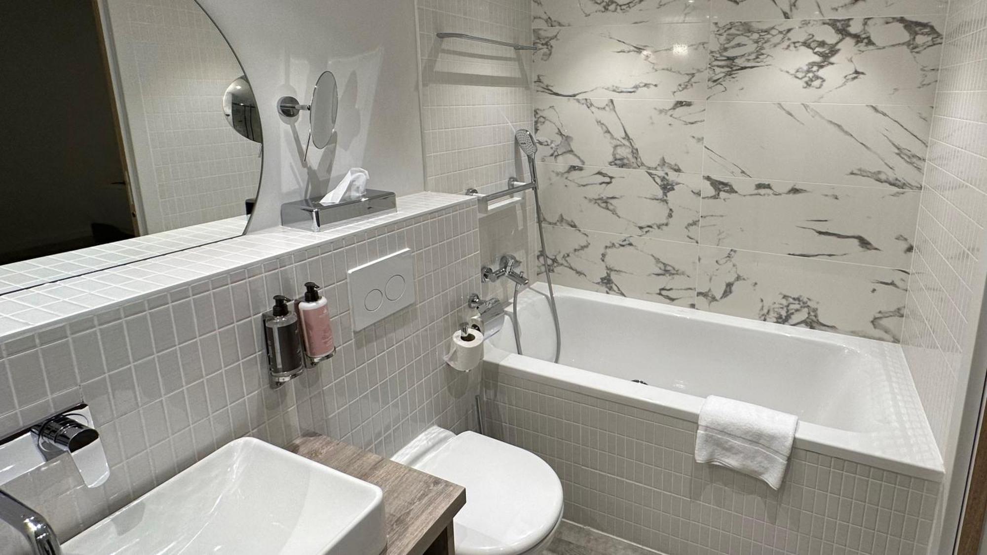 Aparthotel Citadines Confluent 4*